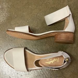 Seychelles leather sandal